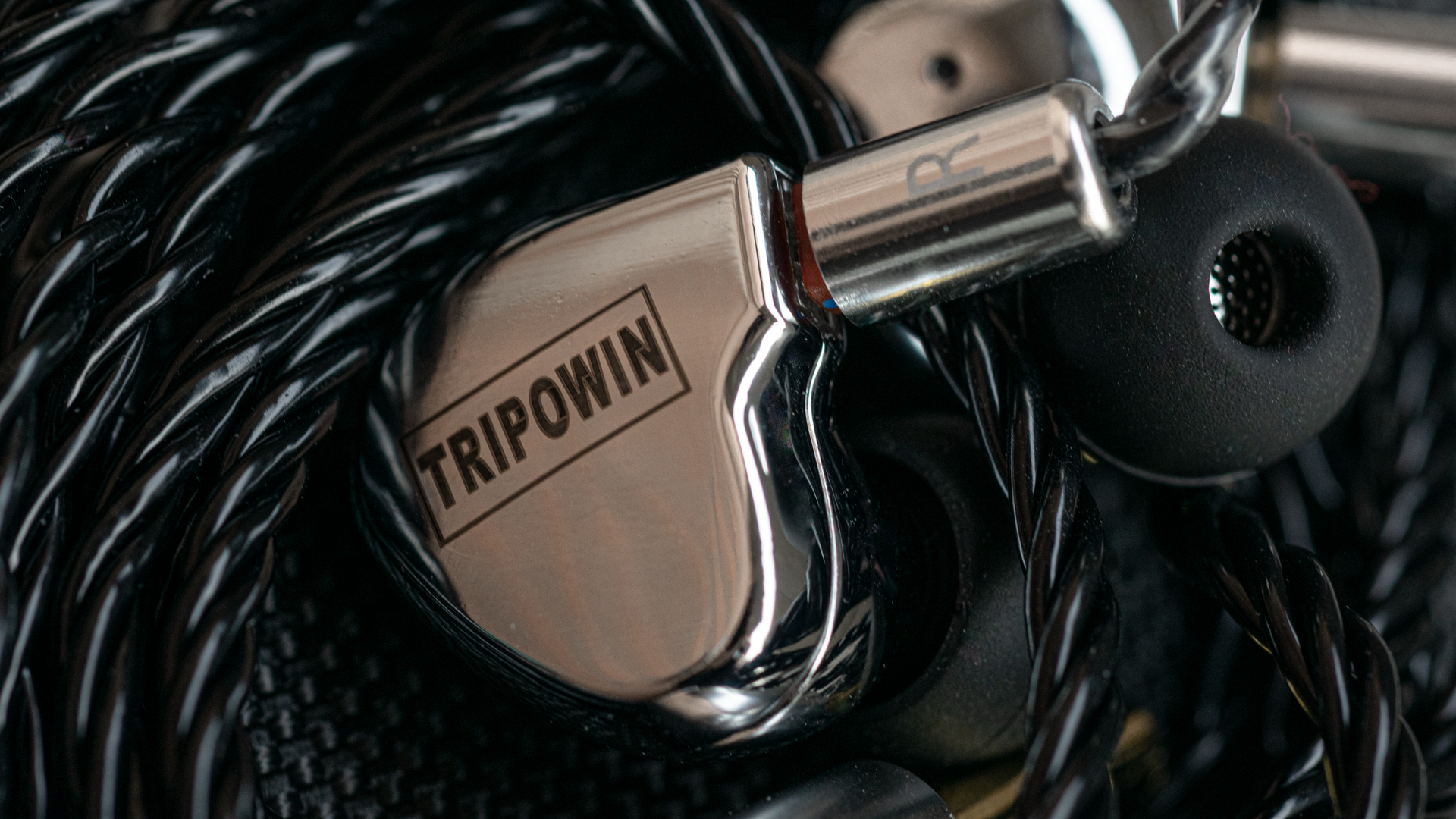 TRIPWIN TC-01